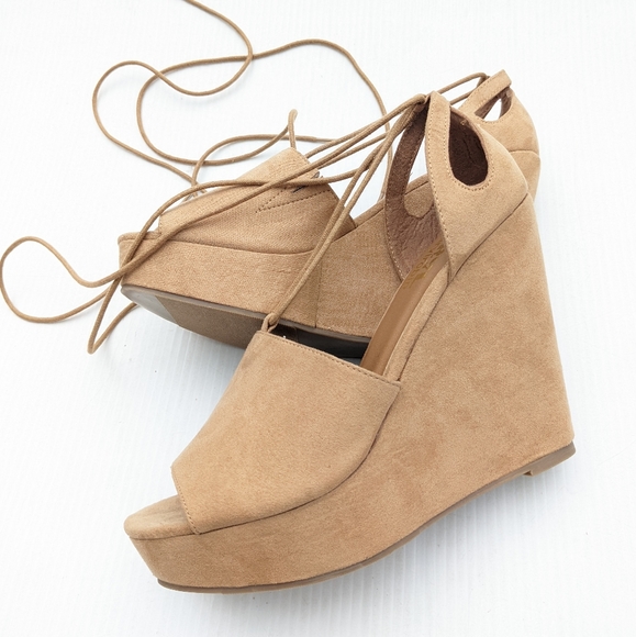 FARYL By Faryl Robin Judy Wedge Platform Sandals - Picture 9 of 11